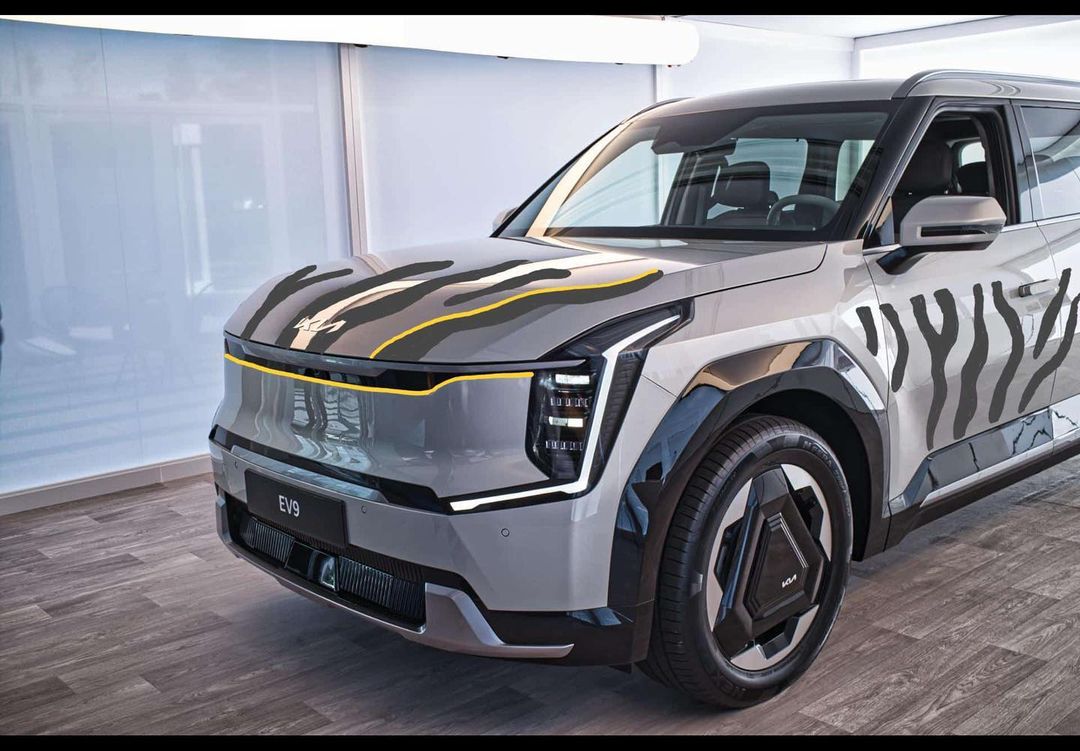 Kia EV9 Best Features के साथ 80 लाख रुपए में धमाल मचाने आ रहा है Kia की EV